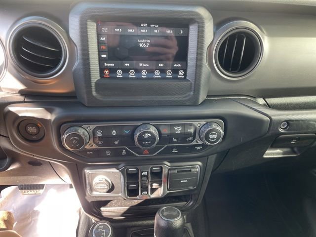 Used 2022 Jeep Wrangler Unlimited Sport image 17