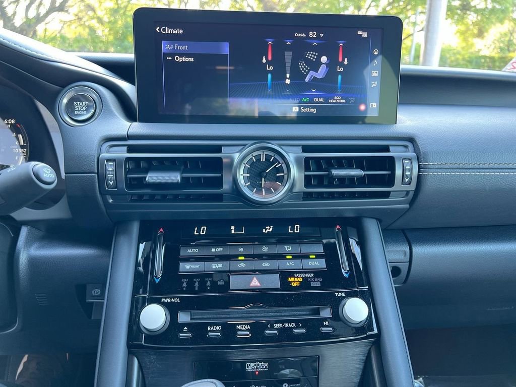 Certified 2025 Lexus IS 500 w/ Accessory Package image 18