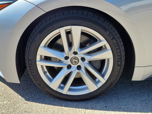 Used 2021 Lexus IS 300 w/ Accessory Package RWD image 11