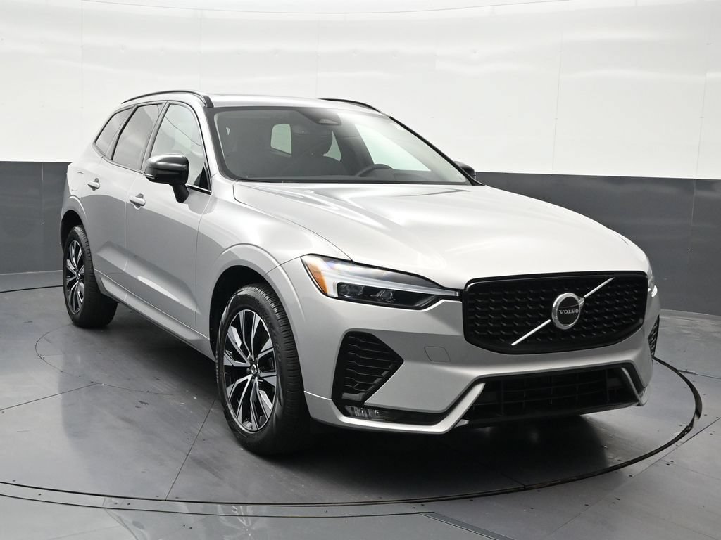Certified 2024 Volvo XC60 B5 Core AWD/4WD image 8