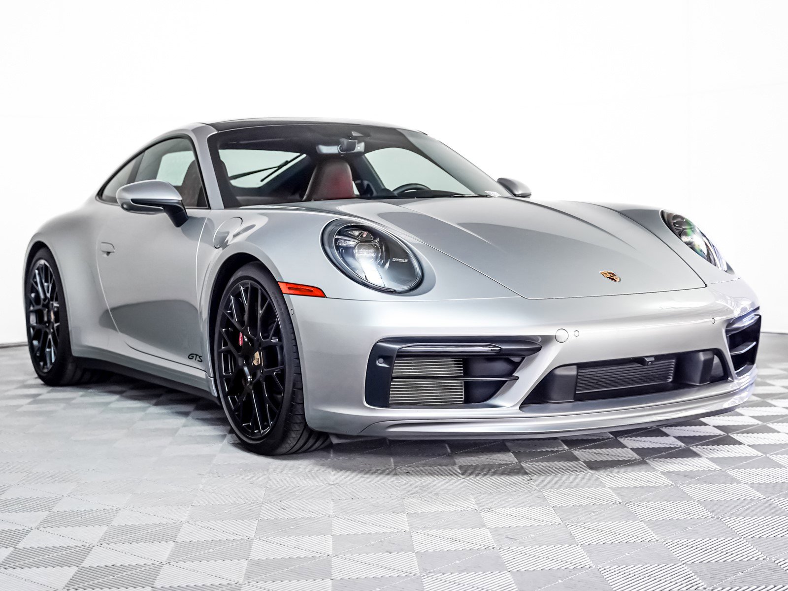 Used 2024 Porsche 911 Carrera 4 GTS image 8