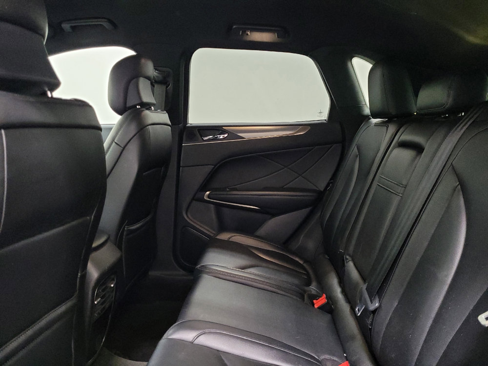 Used 2016 Lincoln MKC Premiere image 18