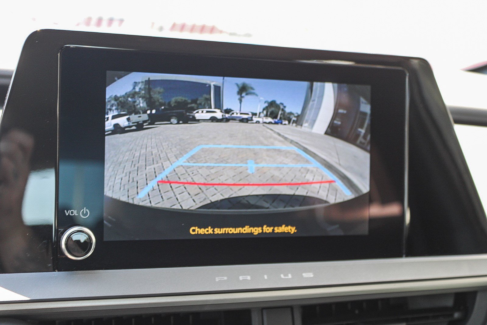 Certified 2025 Toyota Prius LE AWD/4WD image 26