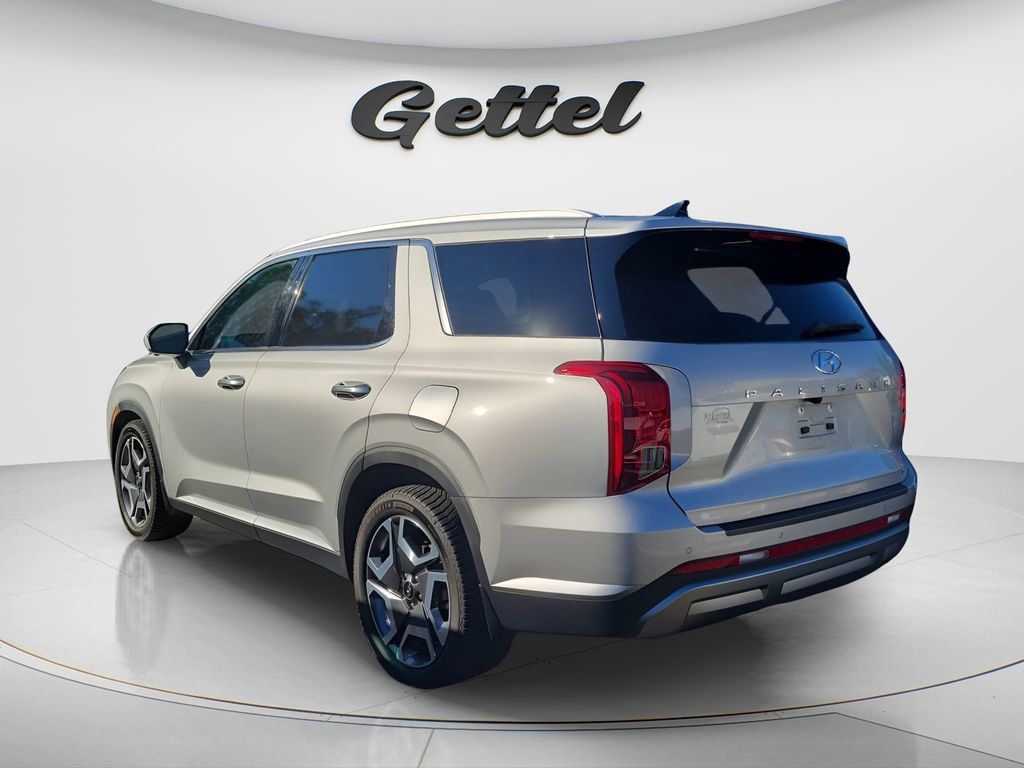 Used 2023 Hyundai Palisade SEL image 4
