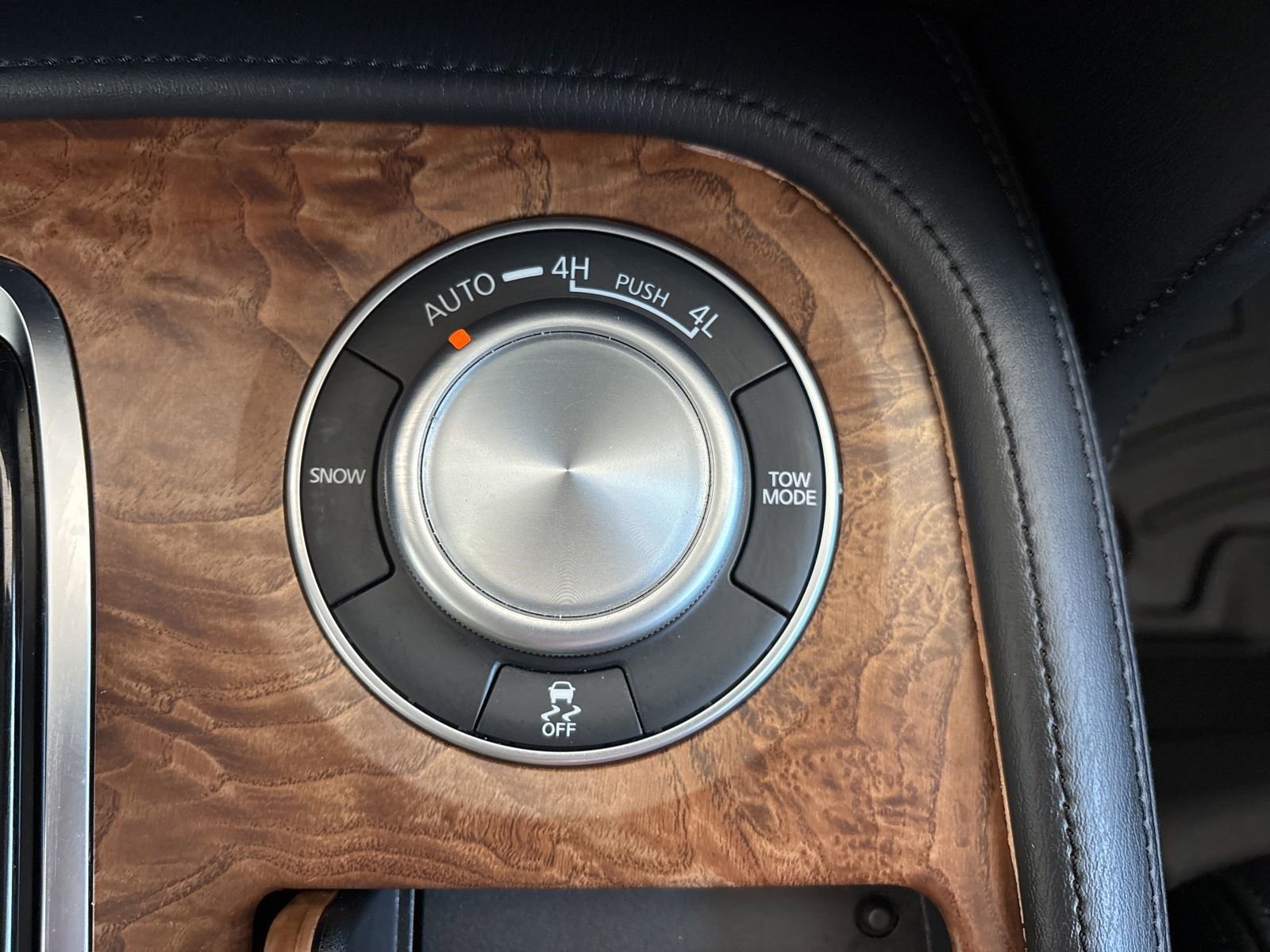 Used 2023 Nissan Armada SL w/ Cargo Package image 30