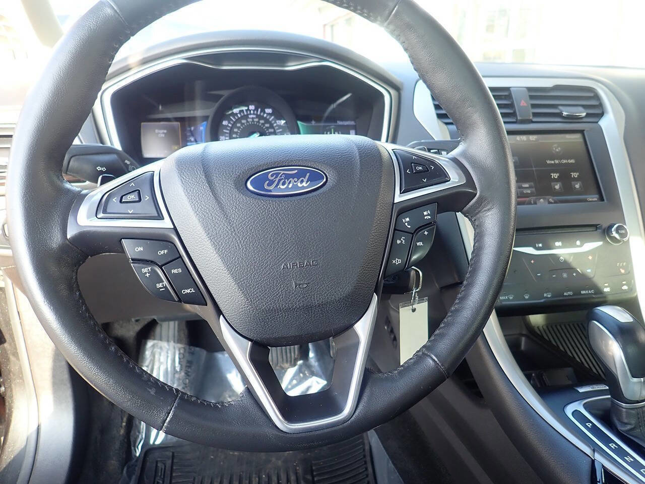 Used 2014 Ford Fusion SE w/ Equipment Group 202A image 7