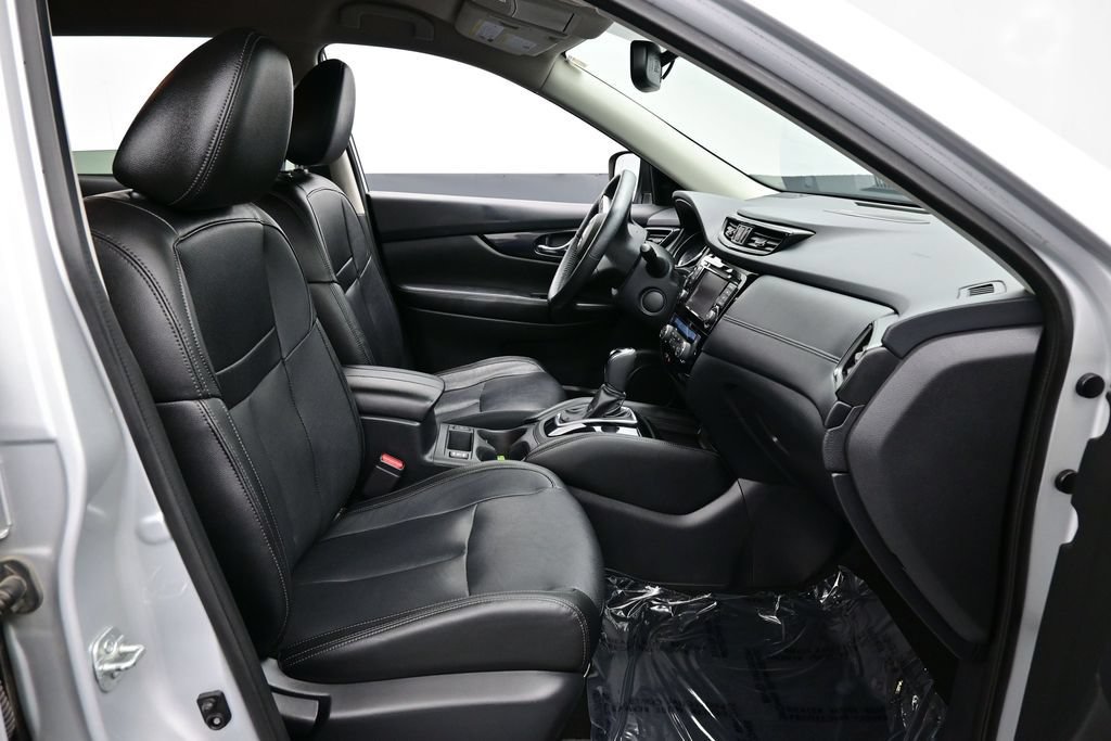 Used 2018 Nissan Rogue SL AWD/4WD image 36