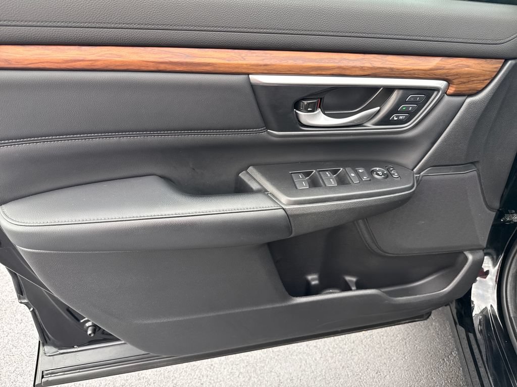 Used 2021 Honda CR-V Touring image 9