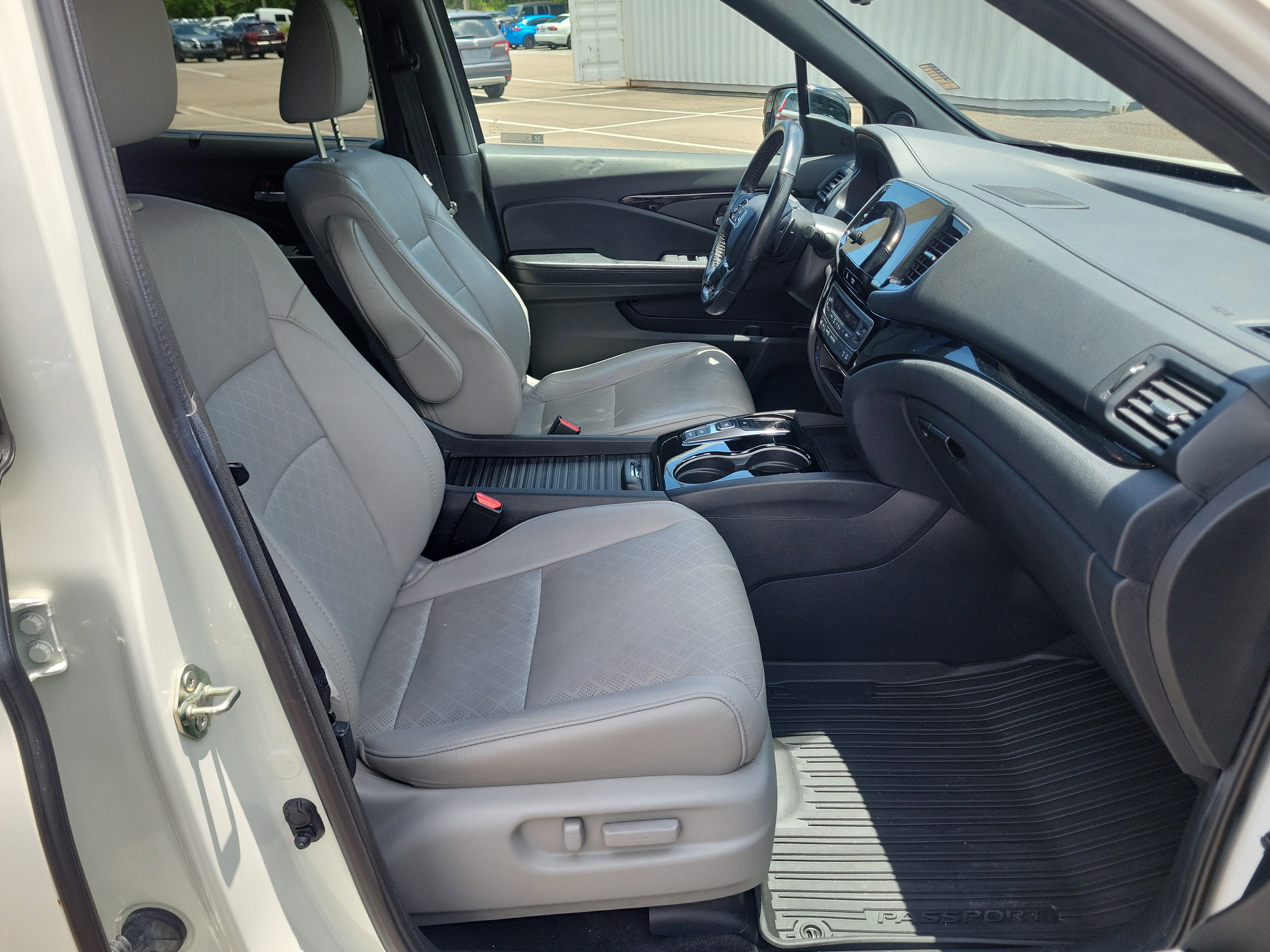 Used 2019 Honda Passport Elite image 18