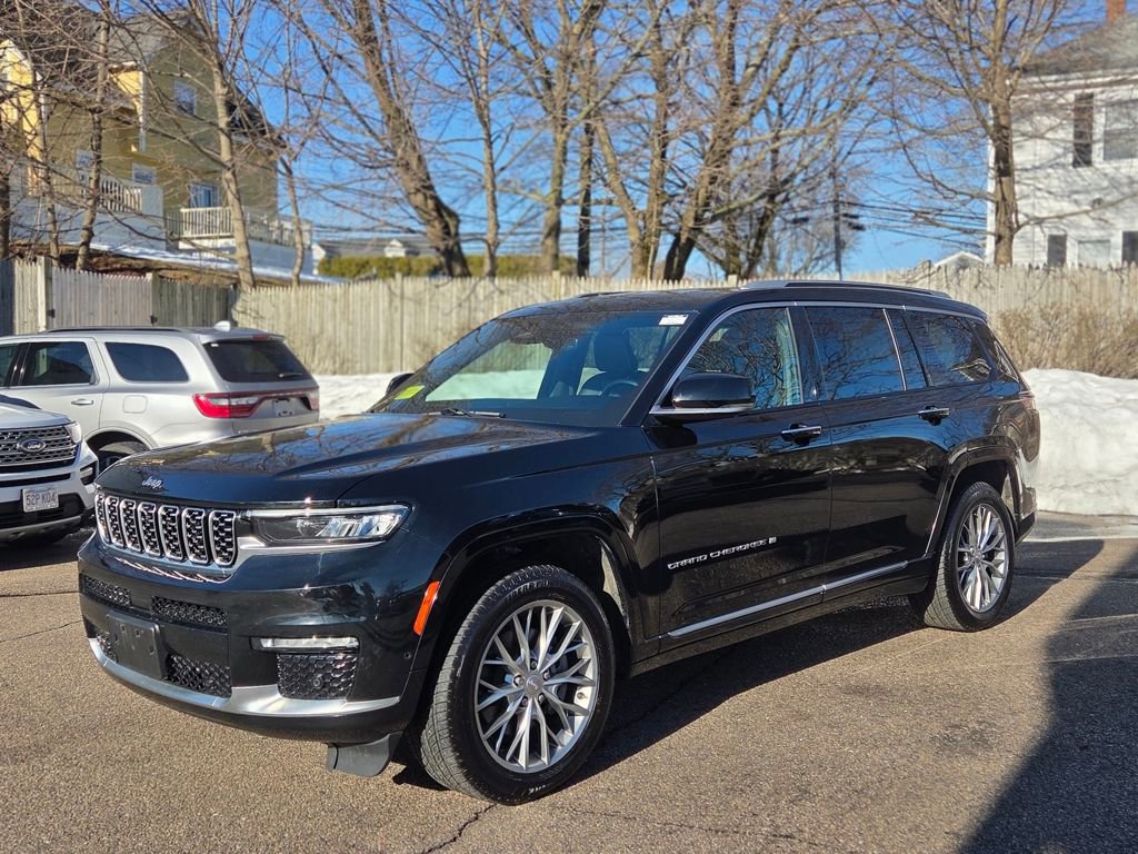 Used 2022 Jeep Grand Cherokee L Summit w/ Luxury Tech Group V AWD/4WD image 2