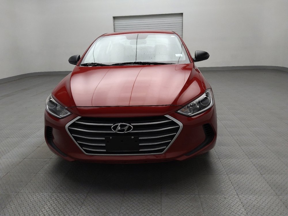 Used 2017 Hyundai Elantra SE image 15