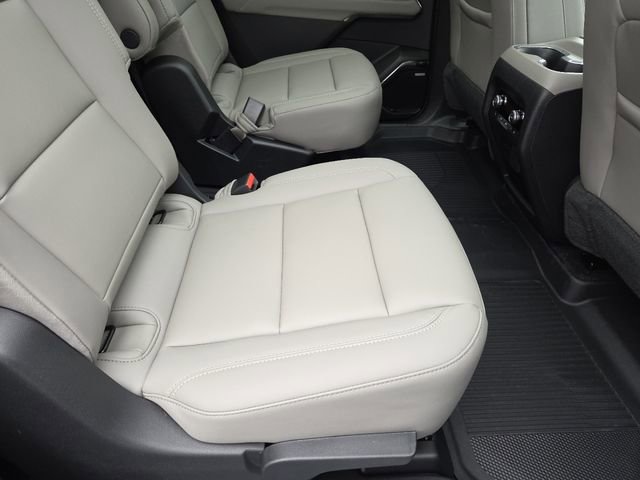 New 2026 GMC Acadia Elevation image 32