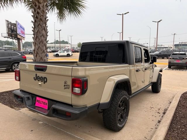 Used 2022 Jeep Gladiator Sport AWD/4WD image 16