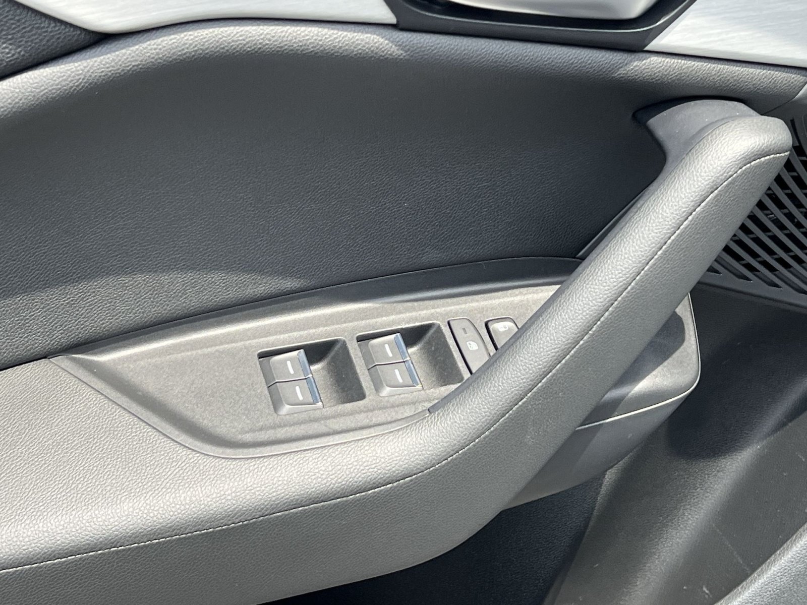 Used 2023 Acura TLX FWD image 14
