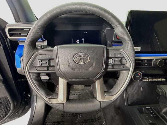 Certified 2025 Toyota Tacoma TRD Off-Road image 11