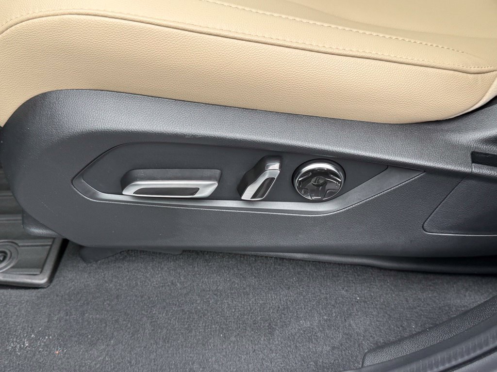 Certified 2026 Acura MDX SH-AWD image 27
