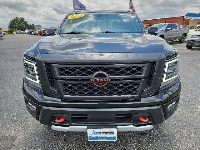 Used 2023 Nissan Titan PRO-4X w/ Pro-4x Convenience Package AWD/4WD image 12