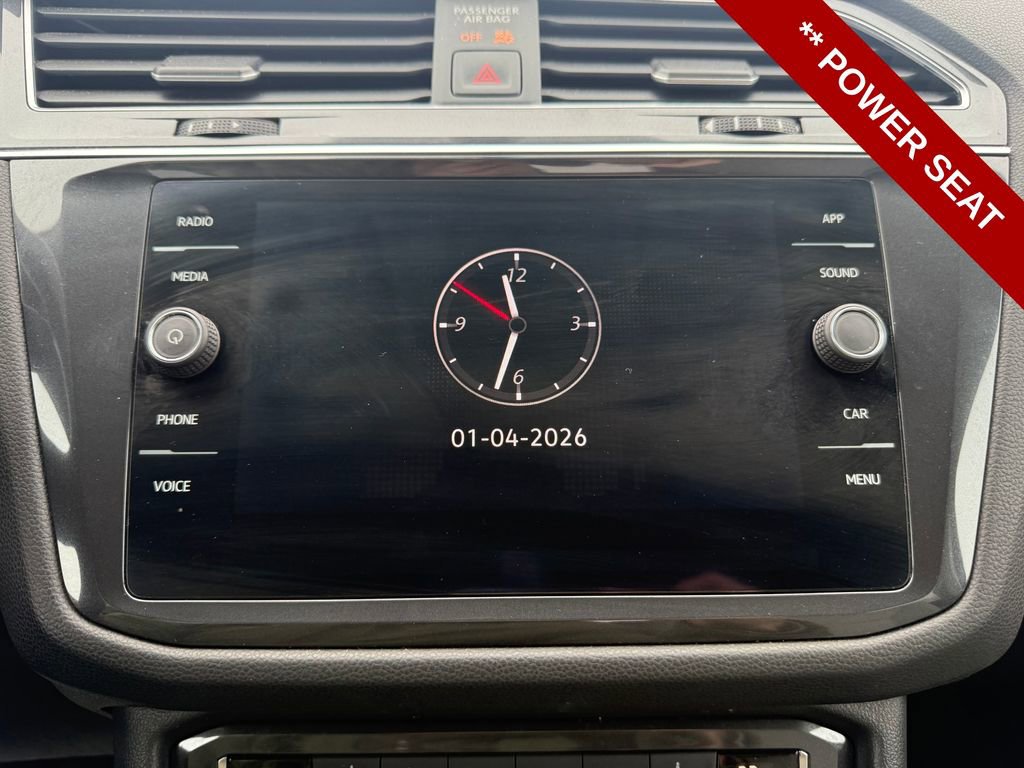 Used 2021 Volkswagen Tiguan SE image 15