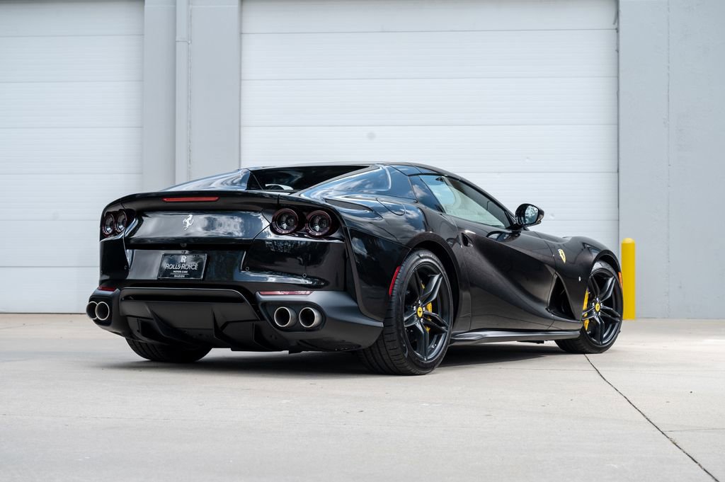 Used 2022 Ferrari 812 GTS RWD image 22