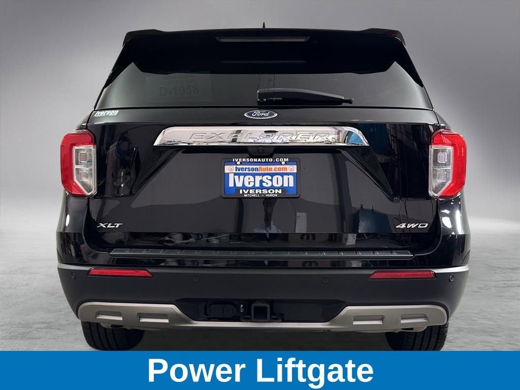 Used 2023 Ford Explorer XLT w/ Equipment Group 202A image 10