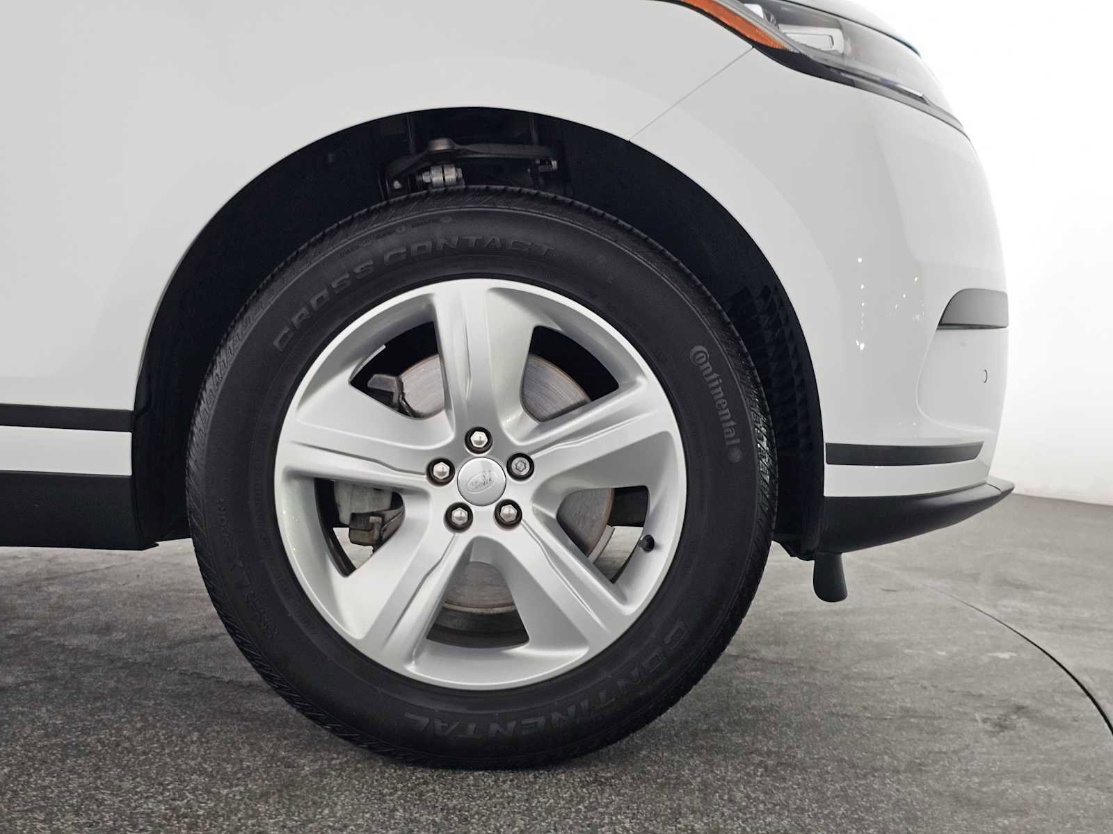 Used 2022 Land Rover Range Rover Velar S image 9