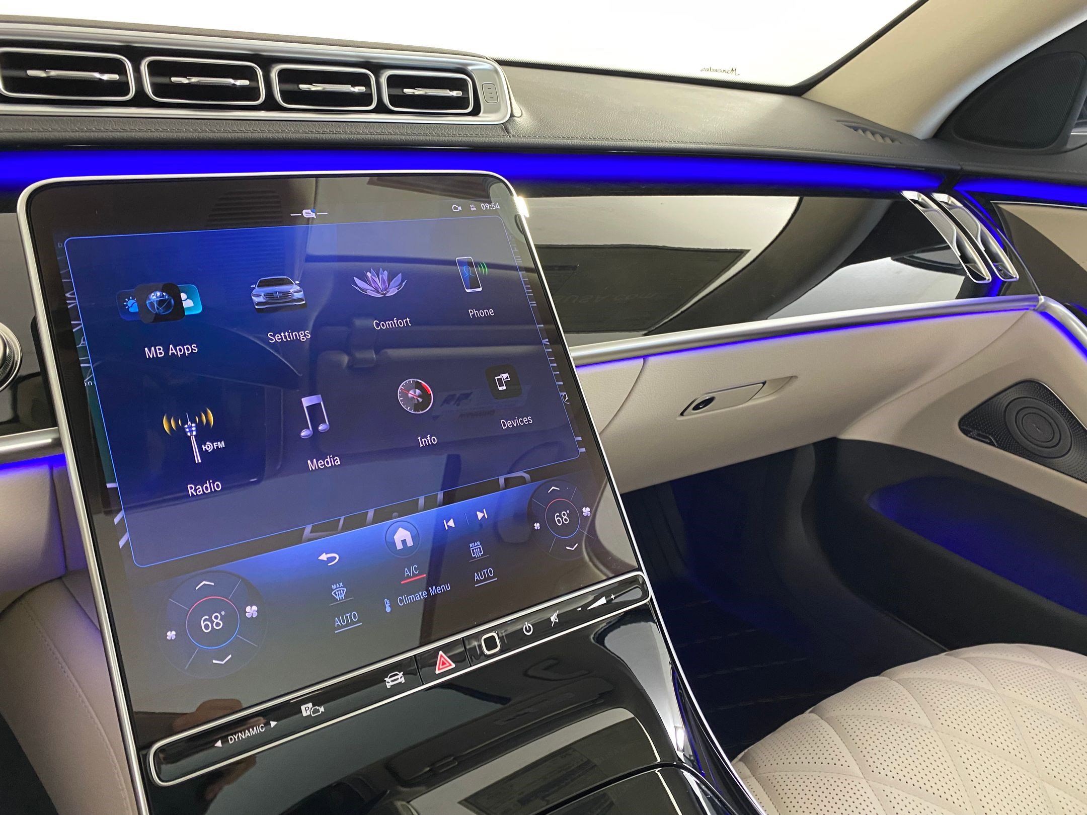 New 2026 Mercedes-Benz S 580 4MATIC Sedan image 25