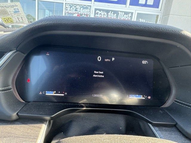 Used 2024 Jeep Grand Cherokee Limited image 9