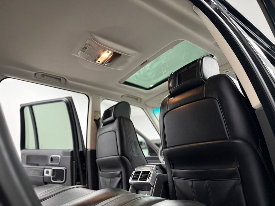 Used 2011 Land Rover Range Rover Supercharged AWD/4WD image 46