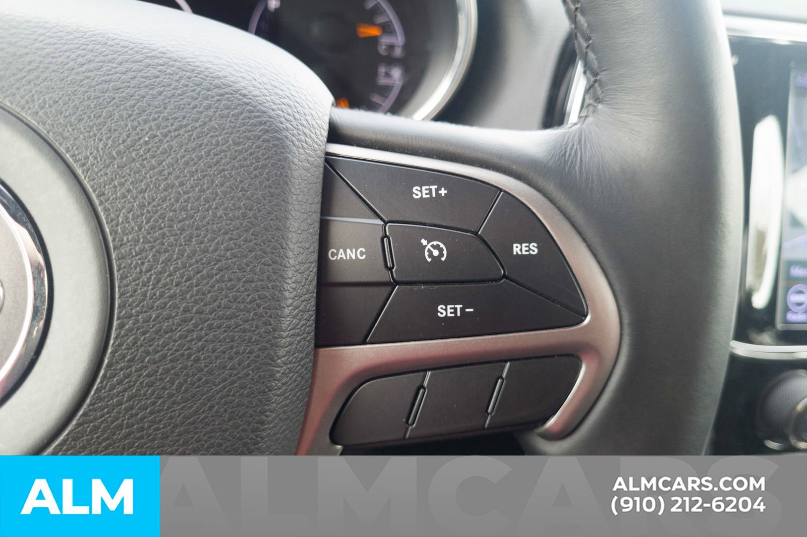 Used 2019 Jeep Grand Cherokee Altitude image 30