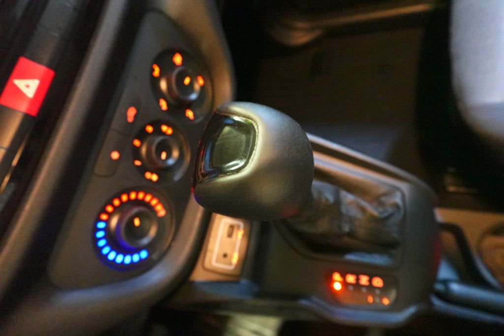 Used 2016 RAM ProMaster City Tradesman SLT w/ Rear Back-up Camera Group image 19