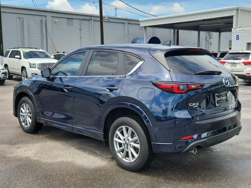 Used 2024 MAZDA CX-5 AWD 2.5 S w/ Select Package image 4