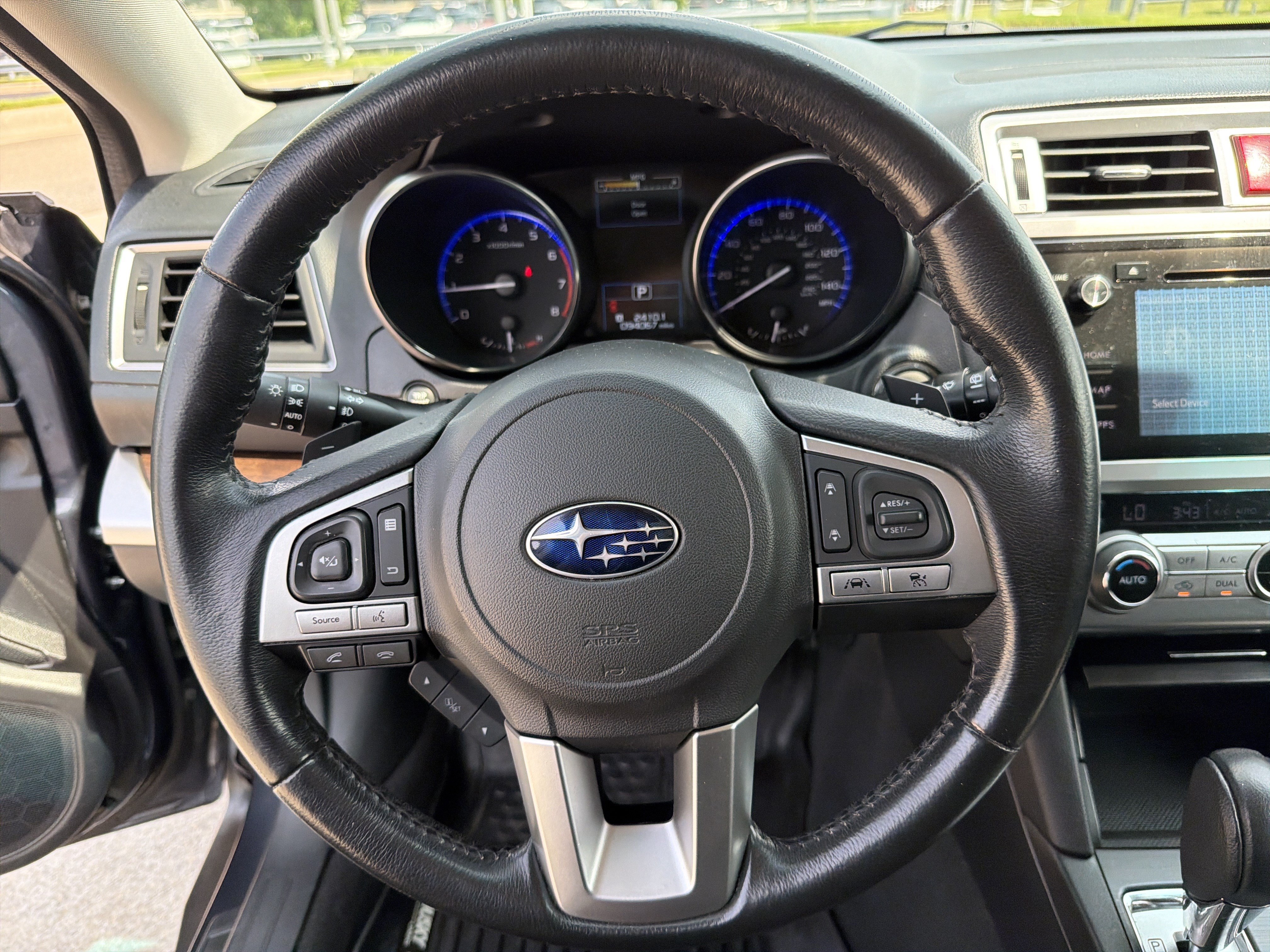 Used 2016 Subaru Outback 2.5i Limited AWD/4WD image 18