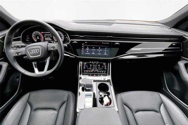 Used 2025 Audi Q8 Premium Plus w/ Premium Plus Package image 15