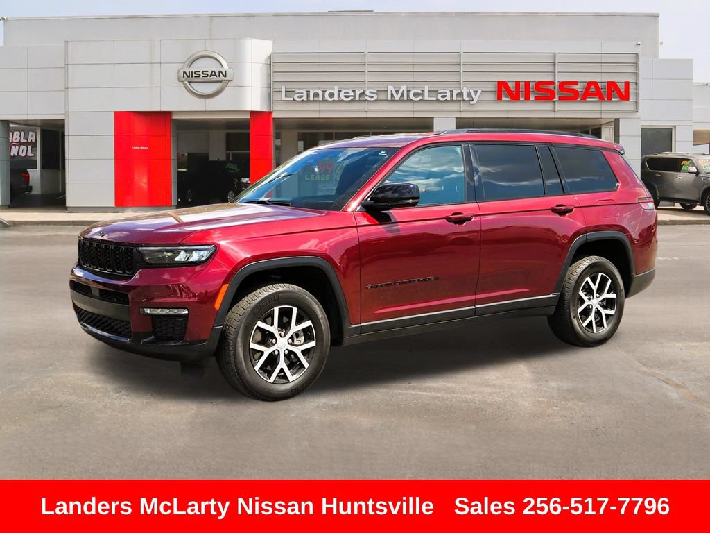 Used 2024 Jeep Grand Cherokee L Limited w/ Black Appearance Package AWD/4WD image 9
