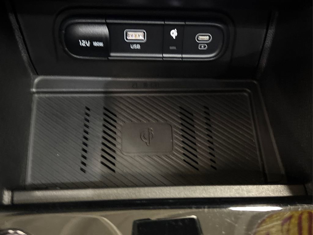 Used 2018 Kia Sorento LX image 44