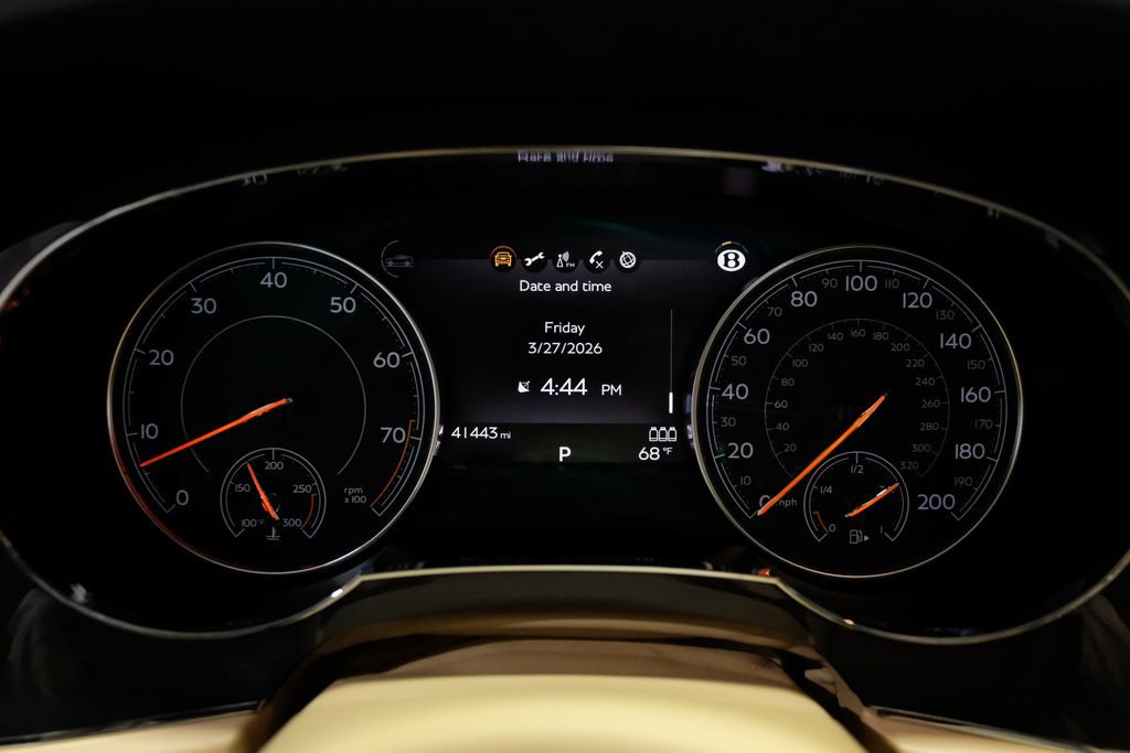 Used 2019 Bentley Bentayga image 14