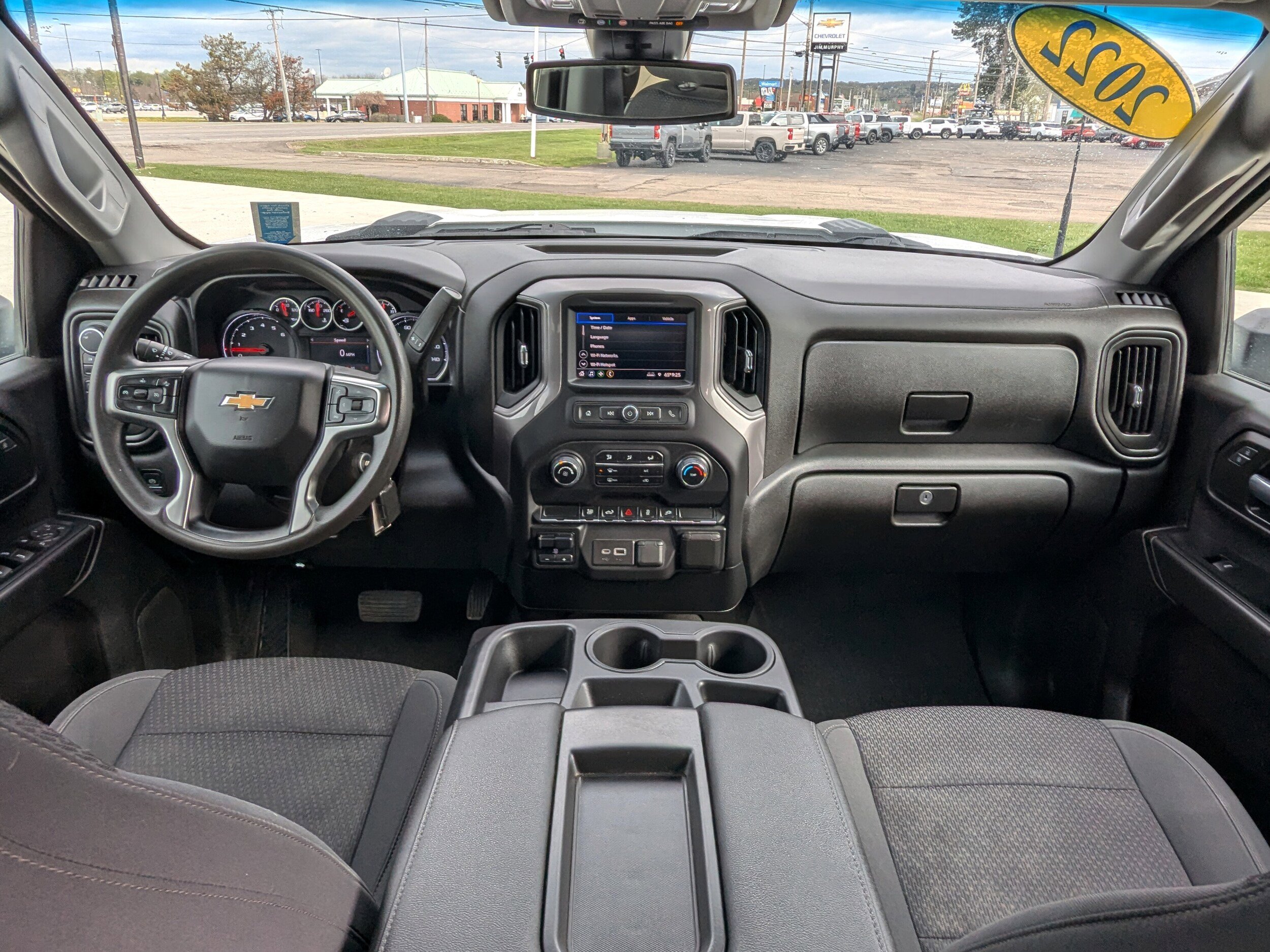 Used 2022 Chevrolet Silverado 2500 Custom w/ Custom Value Package AWD/4WD image 8