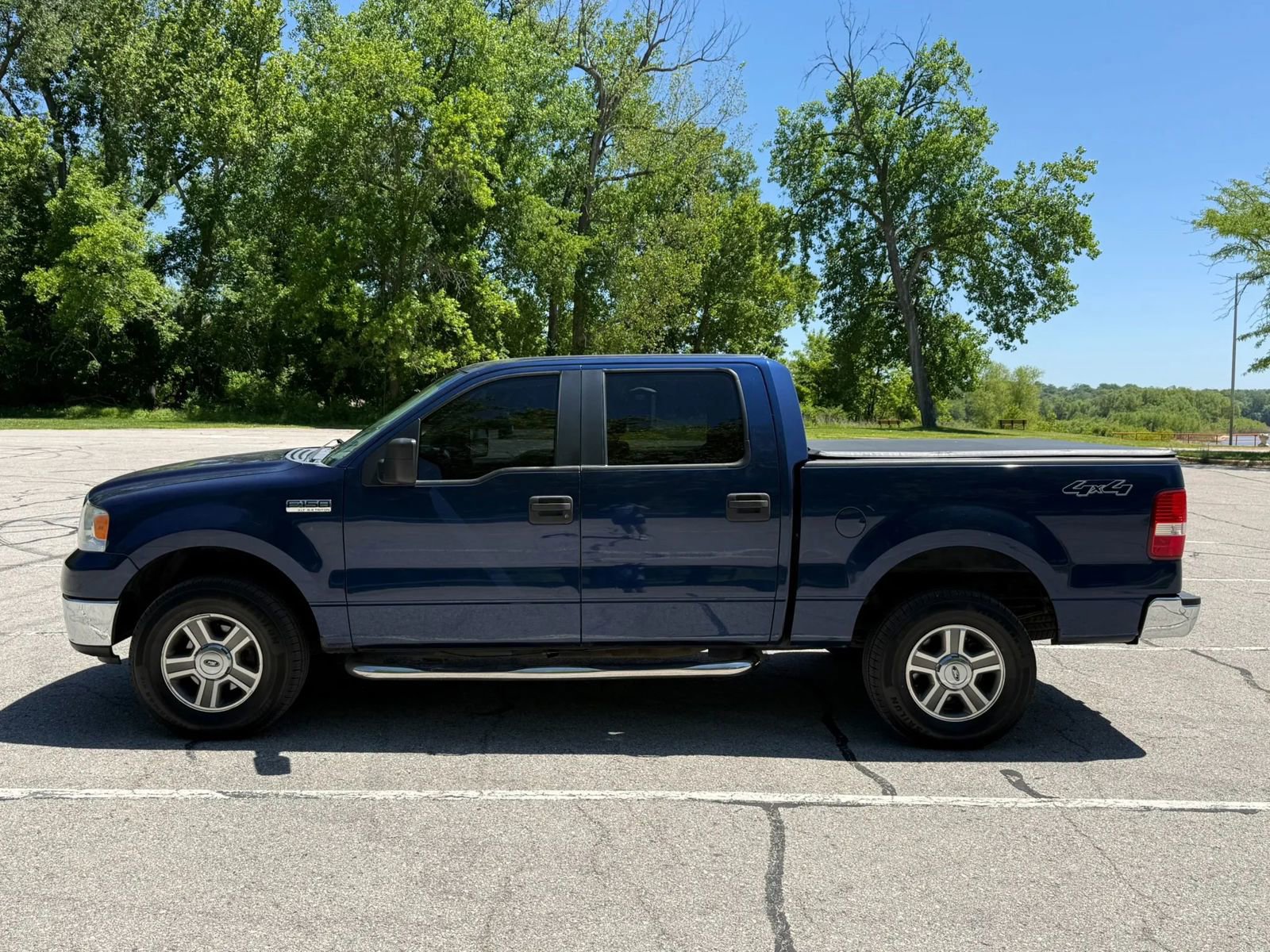 Used 2007 Ford F150 XLT AWD/4WD image 9