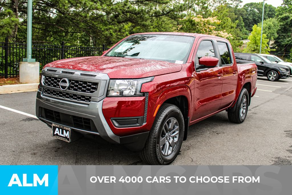 Used 2025 Nissan Frontier SV RWD image 2