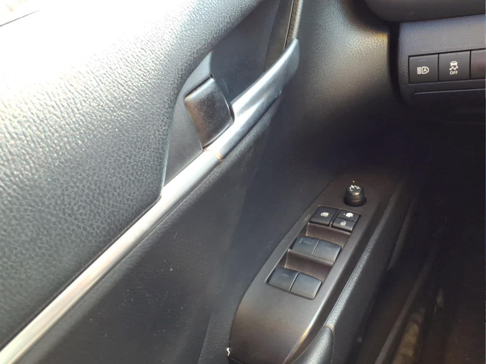 Used 2023 Toyota Camry SE FWD image 25