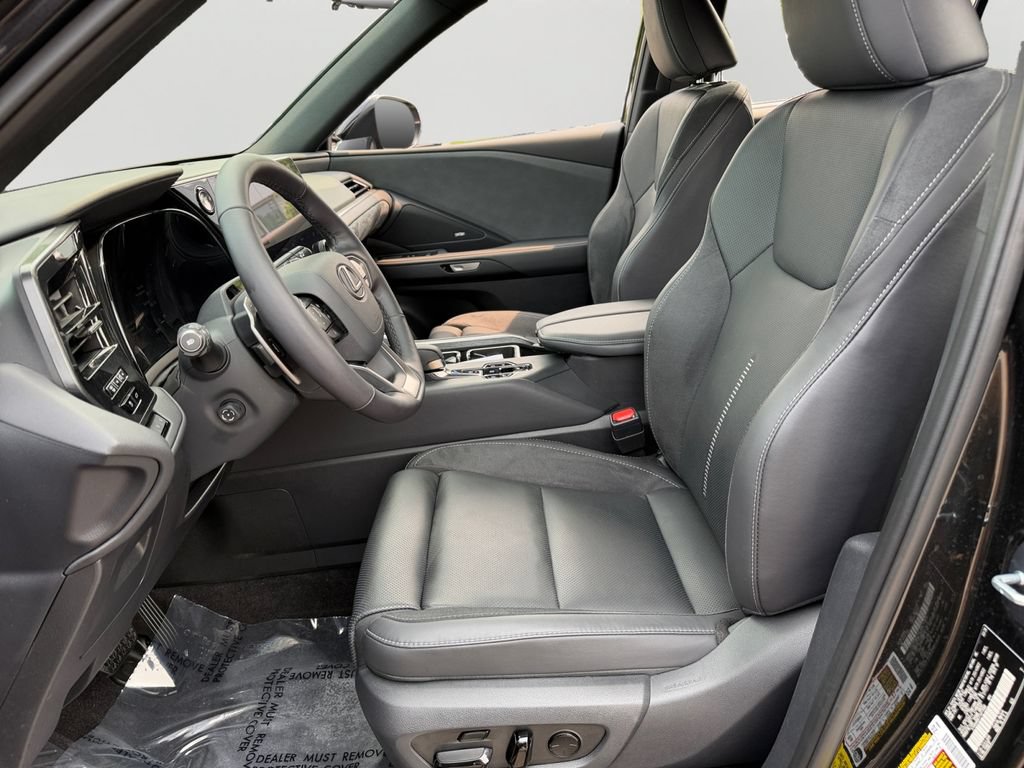 Certified 2026 Lexus TX 350 AWD w/ Technology Package image 17