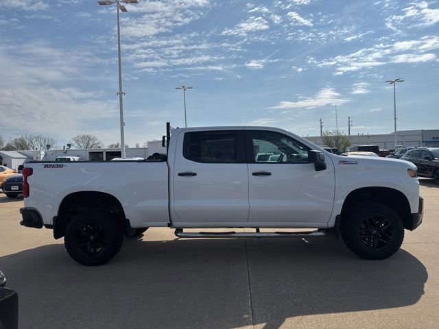 Used 2019 Chevrolet Silverado 1500 Custom Trail Boss w/ Custom Convenience Package AWD/4WD image 2