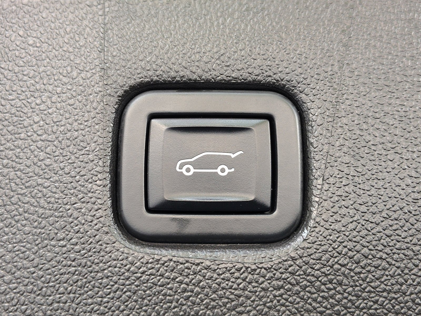 Used 2023 Chevrolet Blazer LT w/ Convenience Package FWD image 32