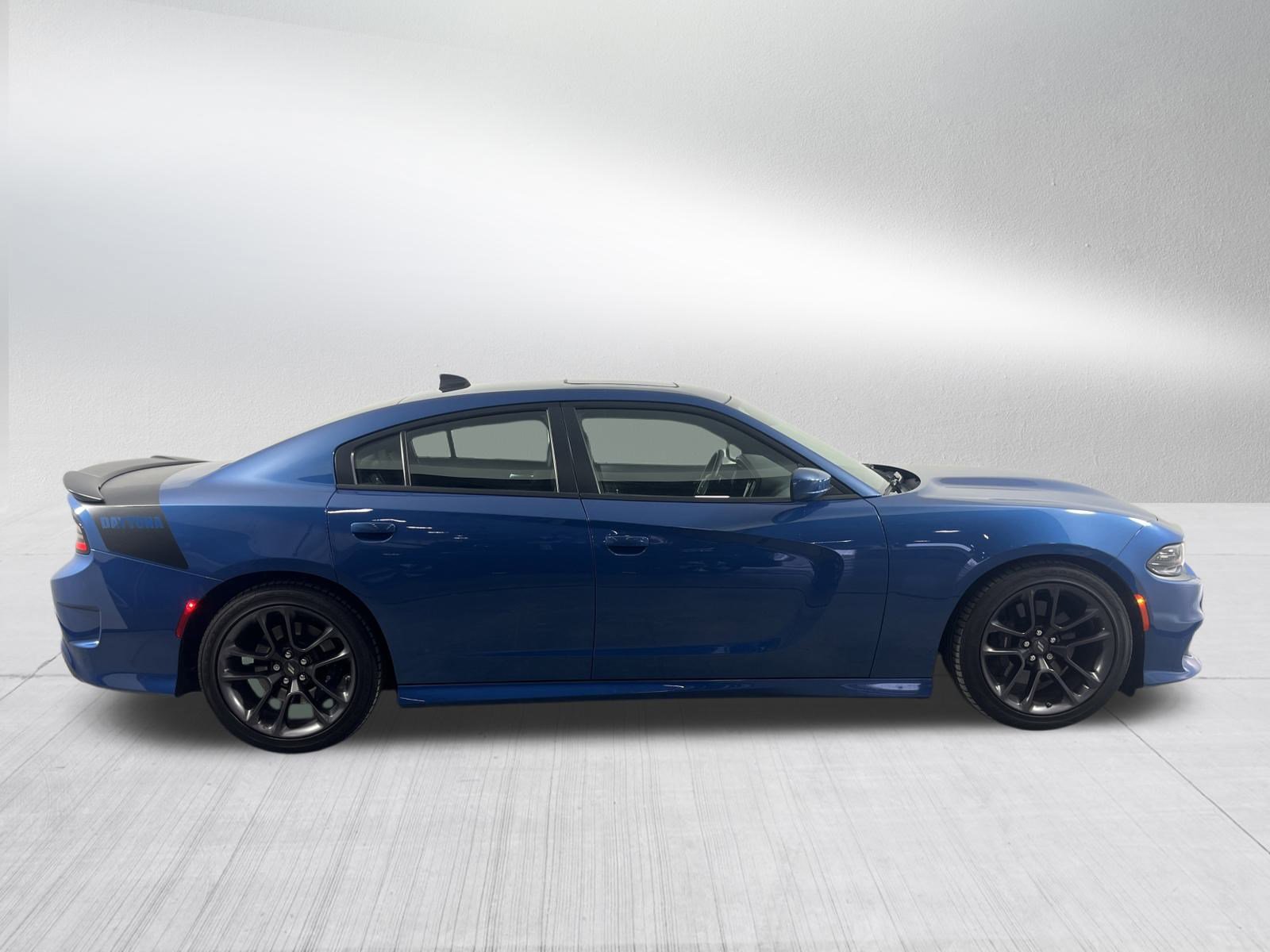Used 2022 Dodge Charger R/T w/ Daytona Edition Group image 8