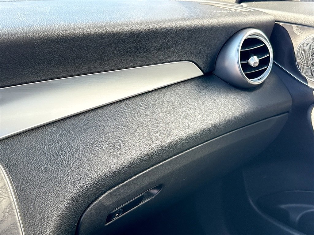 Used 2017 Mercedes-Benz GLC 300 w/ Premium 1 Package image 11