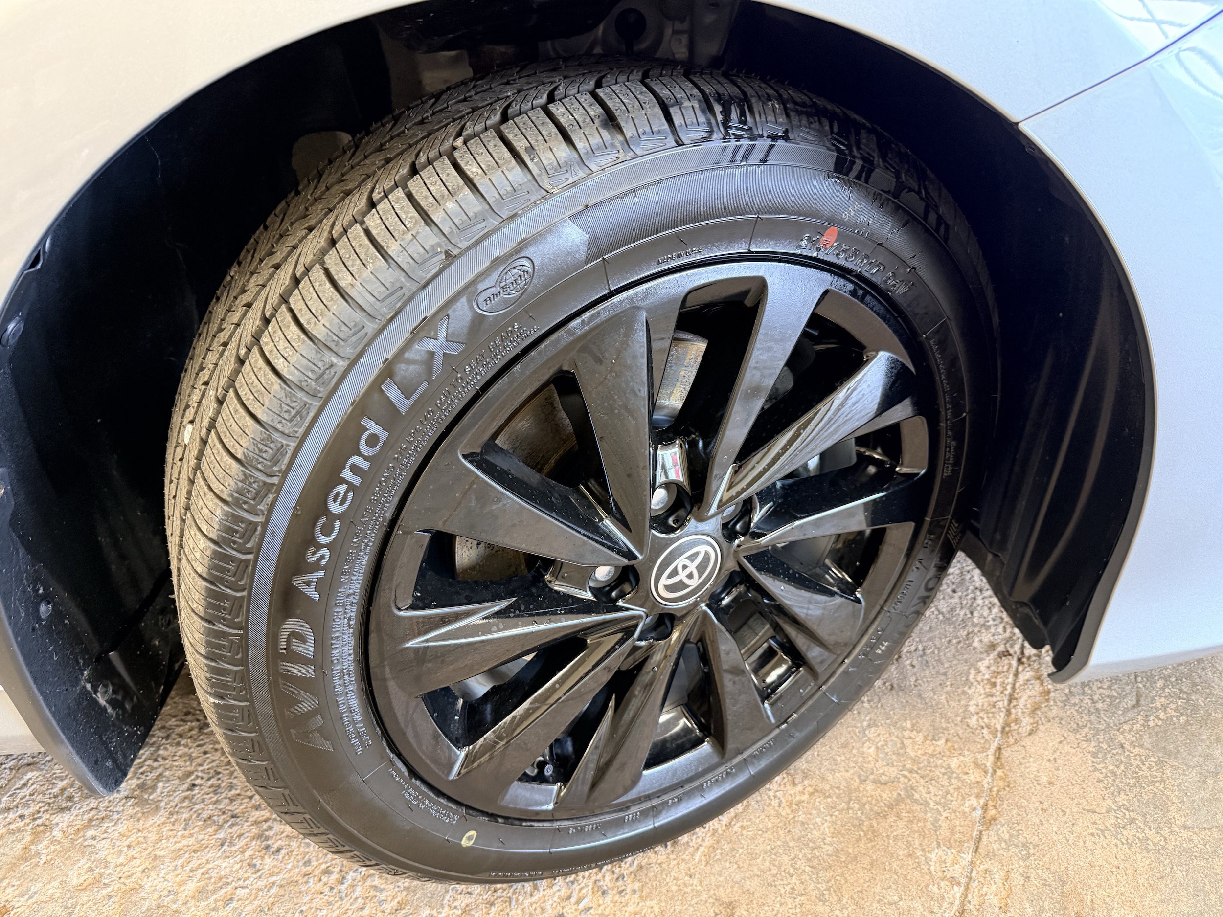 Certified 2024 Toyota Camry LE FWD image 24