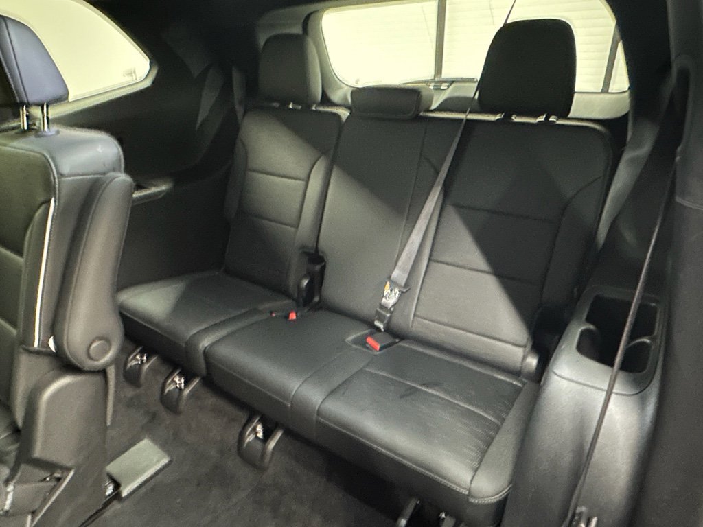Used 2025 Buick Enclave Sport Touring image 15