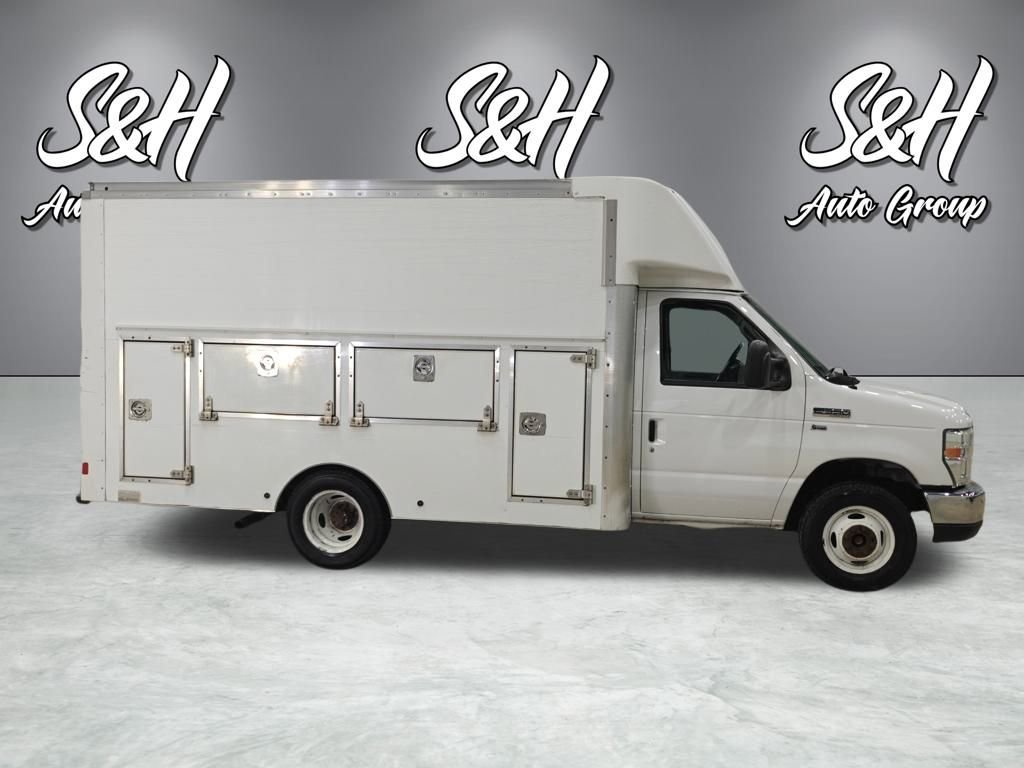 Used 2016 Ford E-350 and Econoline 350 Super Duty w/ Power Windows & Locks Group RWD image 20