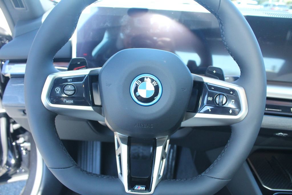 New 2026 BMW 550e xDrive w/ Executive Package AWD/4WD image 16