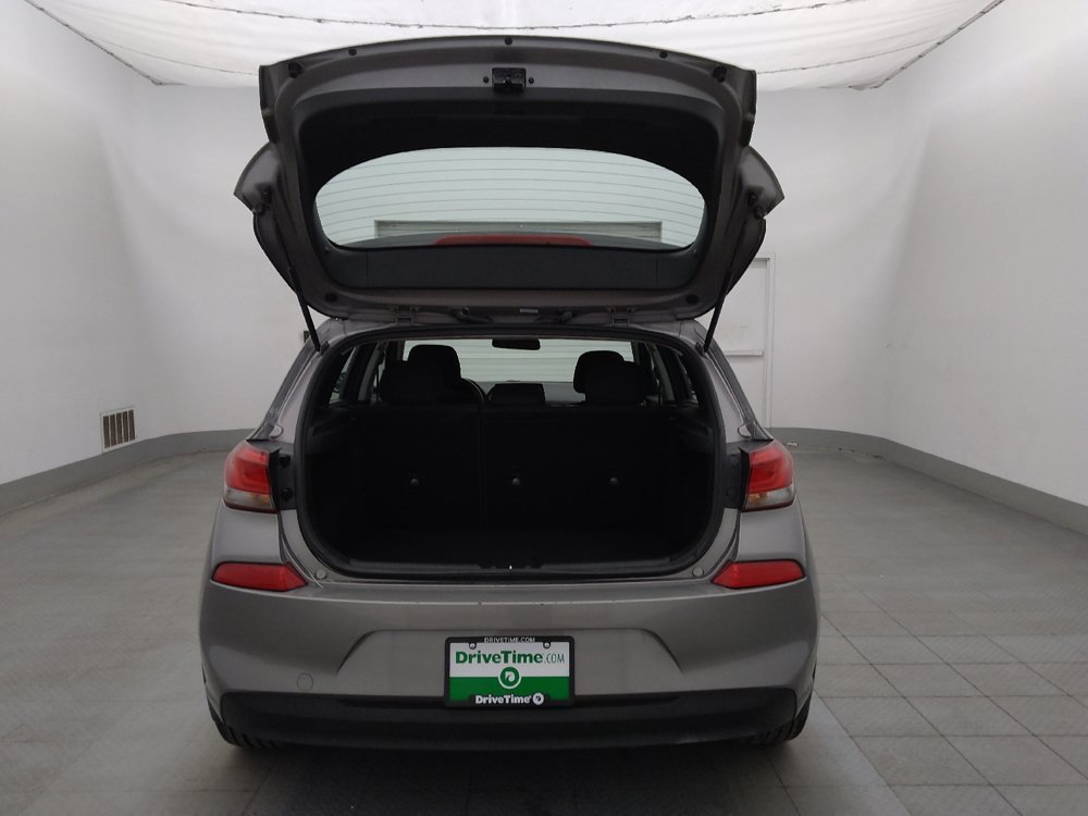 Used 2020 Hyundai Elantra GT FWD image 29